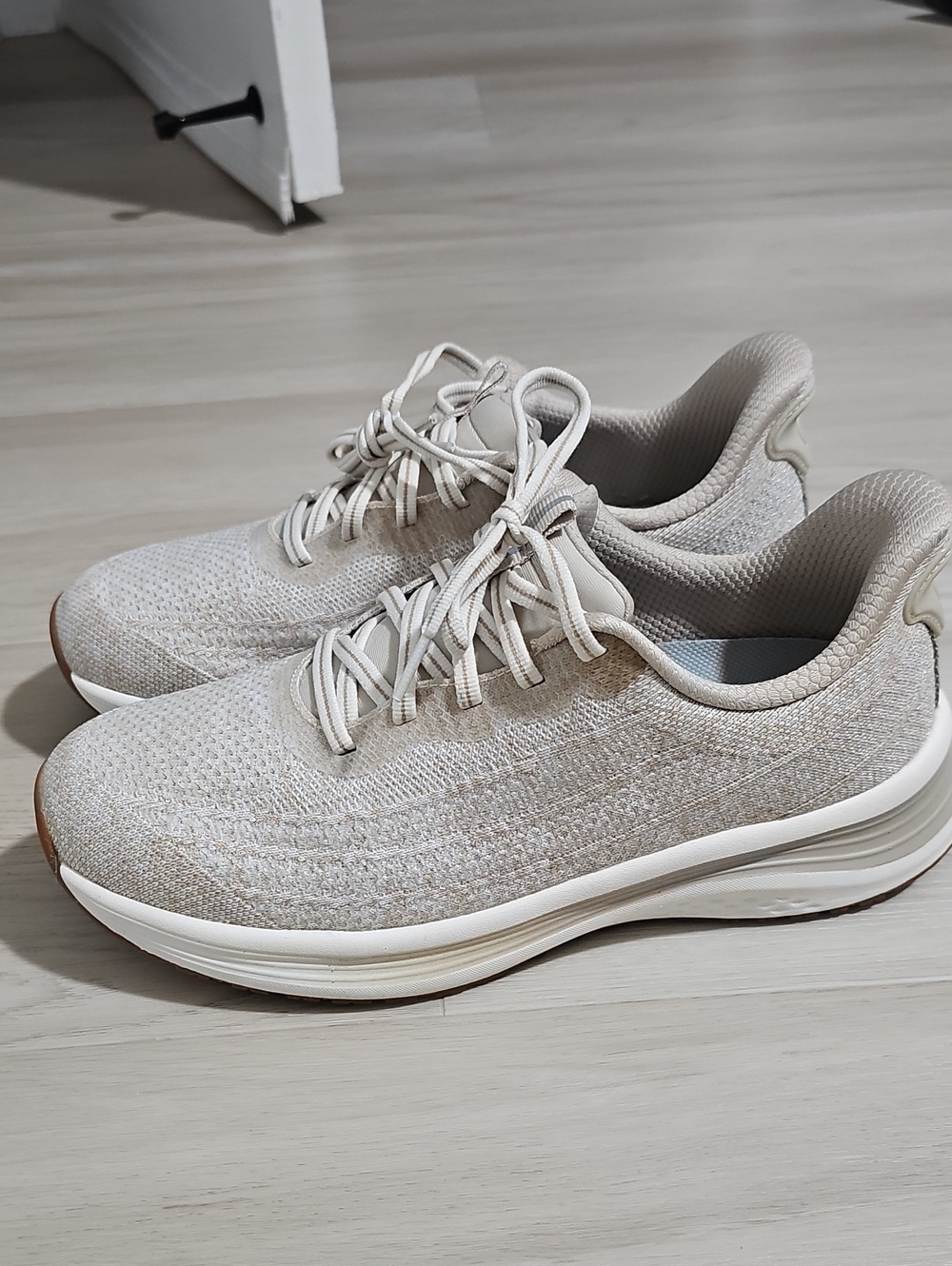 10W Neutral Knit Lace-Up Sneakers - Cream